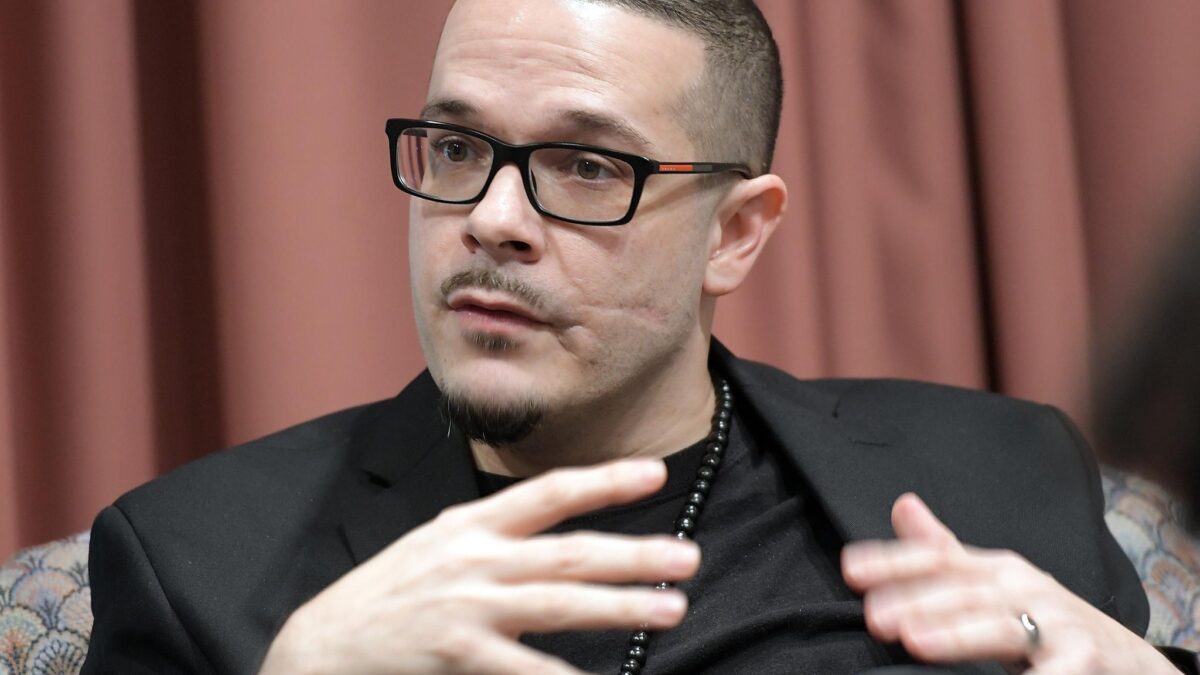 Discover the Networks